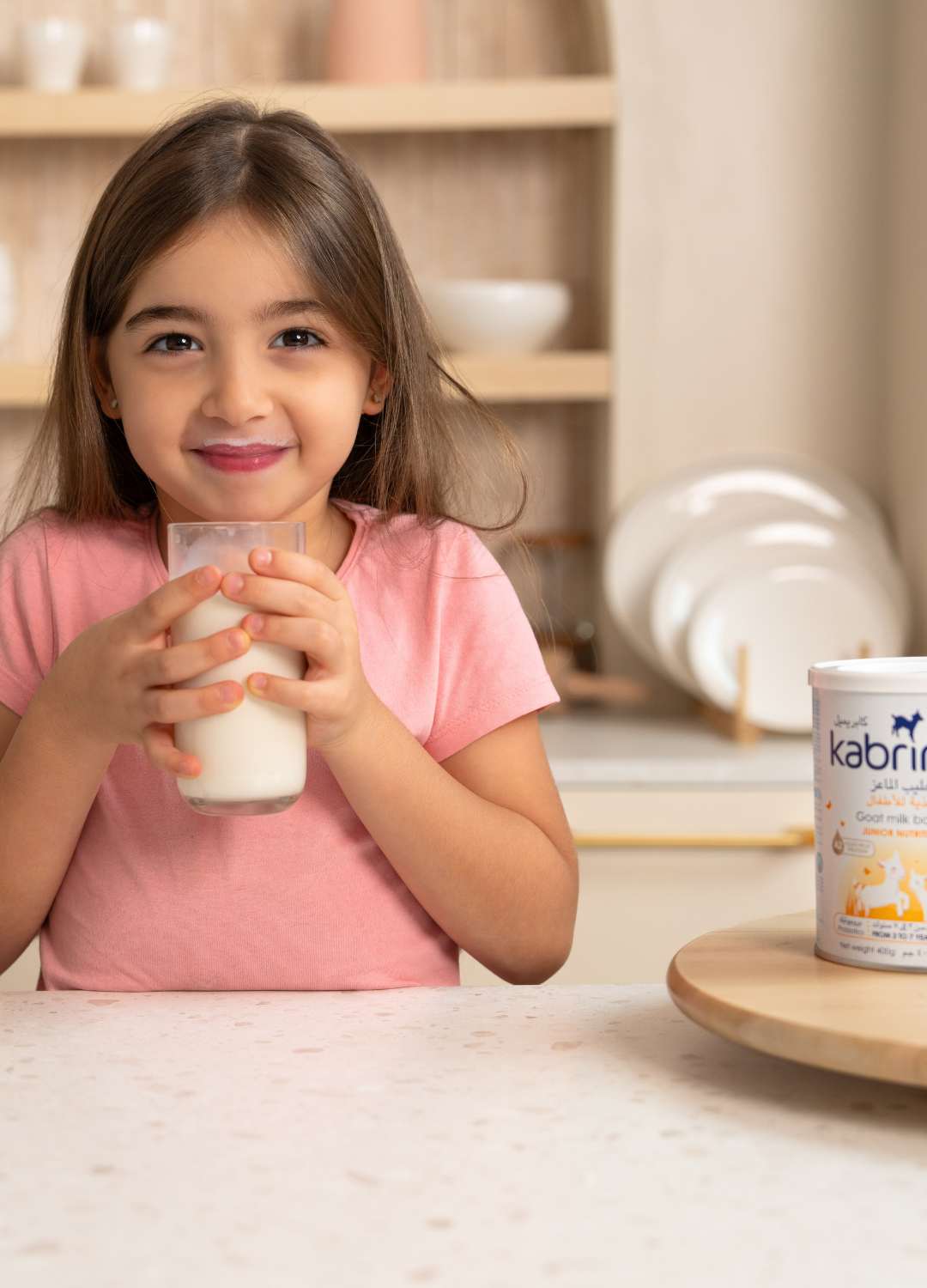 Girl drinking kabrita 4
